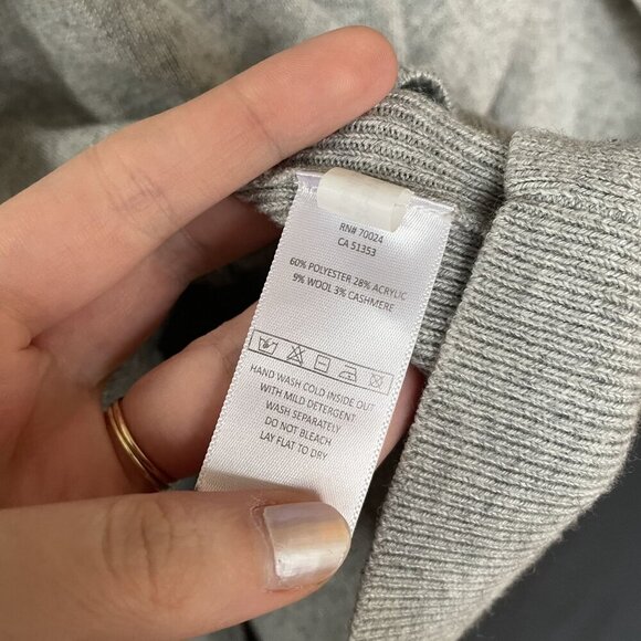 Bobi LA gray sweater women's size L keyhole open back detail comfortable top - Picture 5 of 8